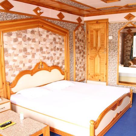Hotel Vikrant Nainital Eksteriør bilde