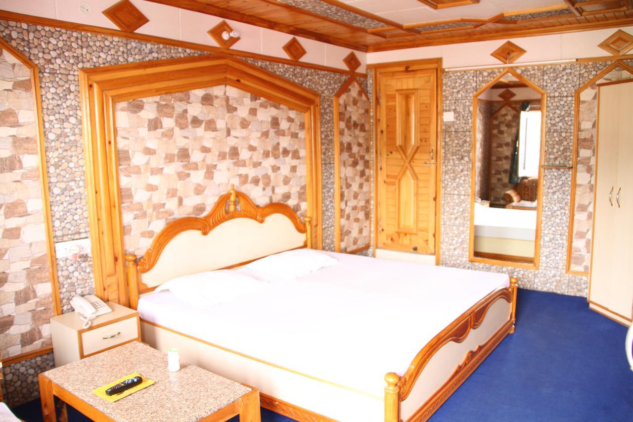 Hotel Vikrant Nainital Eksteriør bilde